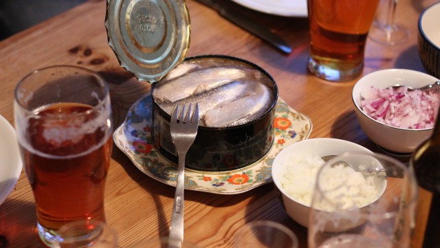 Surströmming, makanan khas Swedia (Foto: Flickr/Johan Andersson)
