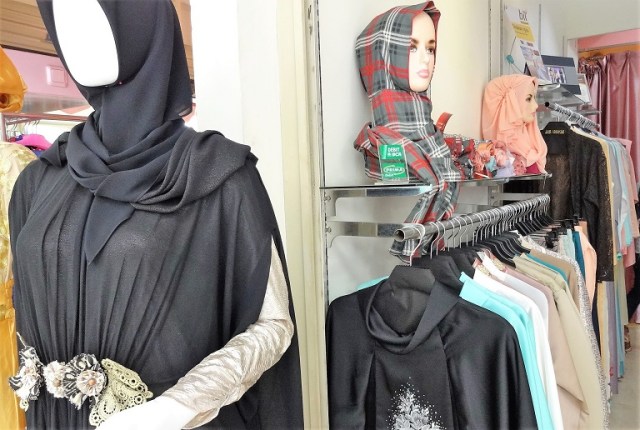 4 Contekan Model Hijab Ala Selebgram