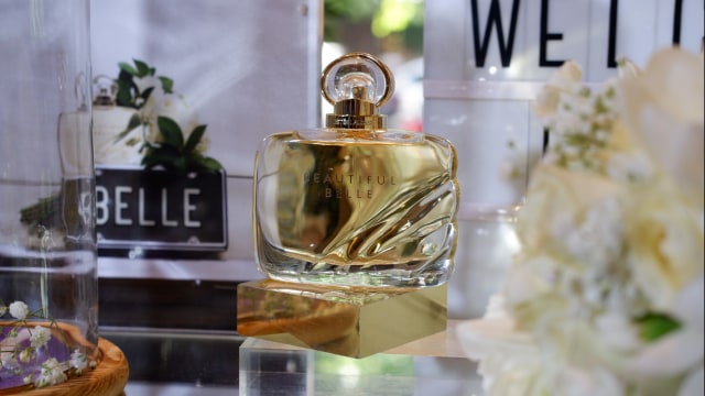 Parfum terbaru Estee Lauder Beautiful Belle. (Foto: Gina Yustika Dimara/kumparan)