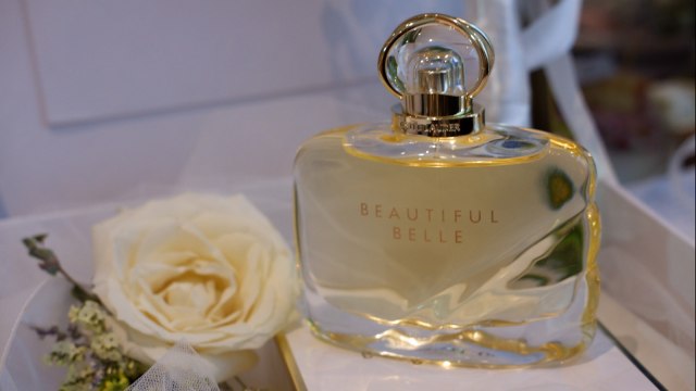 Parfum Estee Lauder terbaru Beautiful Belle. (Foto: Gina Yustika Dimara/kumparan)