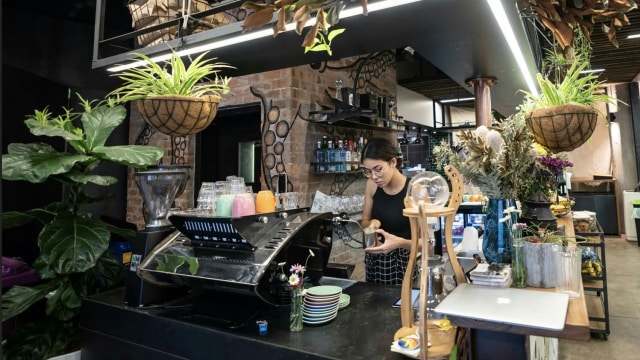 Onsite cafe di kantor Canva, Sydney, Australia. (Foto: product.canva.com)