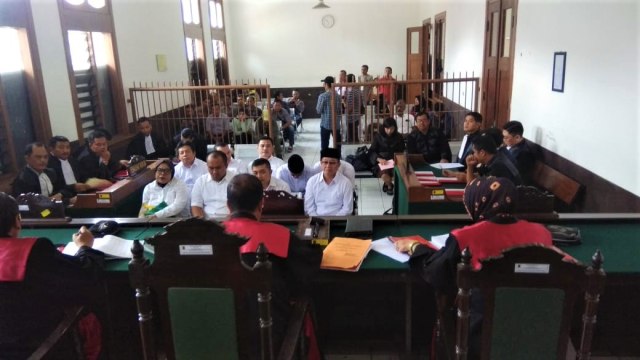 Sidang kasus dugaan korupsi dana hibah Kabupaten Tasikmalaya di Pengadilan Negeri Bandung. (Foto: Iqbal Tawakal Lazuardi Siregar/kumparan)
