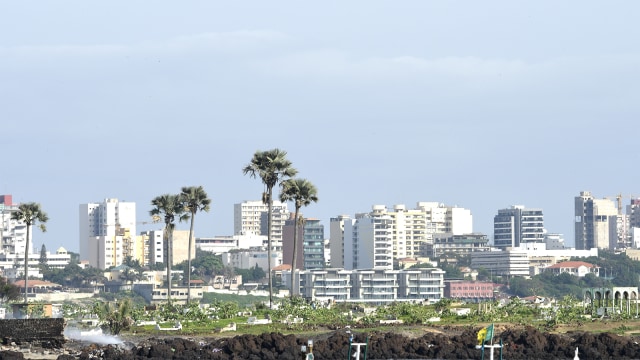 Panorama gedung bertingkat di ibukota Senegal, Dakar. (Foto: Seyllou / AFP)
