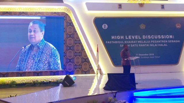 Gubernur Bank Indonesia Perry Warjiyo di acara Indonesia Sharia Economic Festival (ISEF) 2018. (Foto: Nicha Muslimawati/kumparan)