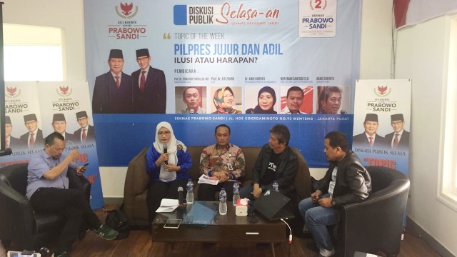 Diskusi publik bertajuk 'Pilpres Jujur dan Adil: Ilusi atau Harapan?' di Sekretariat Nasional Prabowo-Sandi, Menteng, Jakarta Pusat (Foto: Ricad Saka/kumparan)