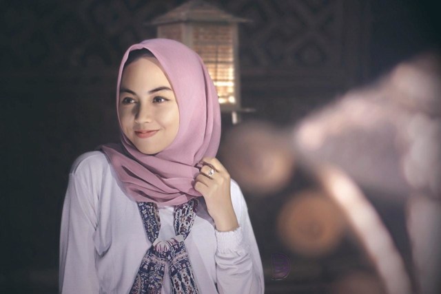 Kiat Memilih Hijab Sesuai Bentuk Muka