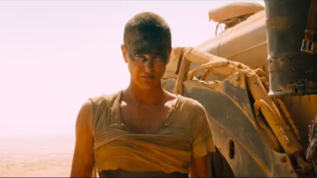 Charlize Theron di film ‘Mad Max’ (Foto: Screenshot/Youtube)