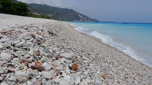 Pantai Kolbano. (Foto: Gitario Vista Inasis/kumparan)