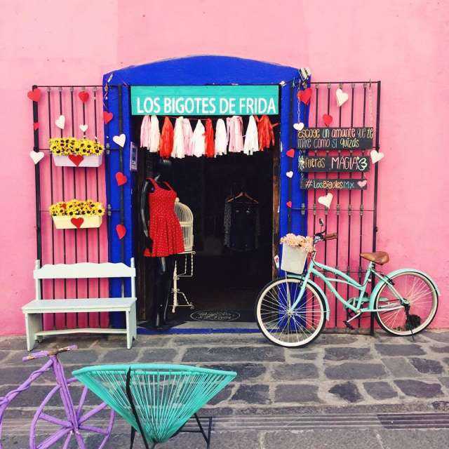 Tampak Depan Toko Los Bigotes di Meksiko (Foto: Instagram (@bigotesdefrida))