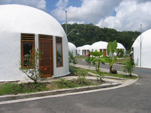 Mengintip Desain Bangunan Tahan Gempa, Dome House