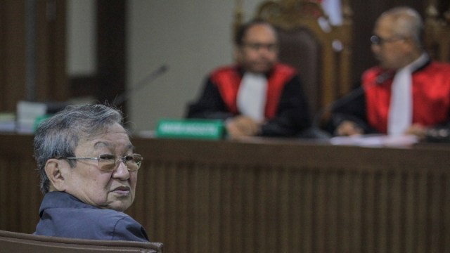 Terdakwa suap Hakim Adhoc Tipikor PN Medan Merry Purba, Tamin Sukardi mengikuti sidang di Pengadilan Tipikor, Jakarta. (Foto: ANTARA FOTO/Muhammad Adimaja)
