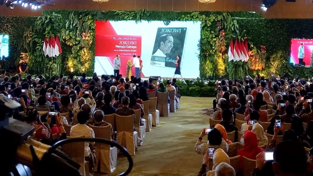 Peluncuran buku 'Jokowi Menuju Cahaya' di Hotel Mulia Senayan Jakarta. (Foto: Jihad Akbar/kumparan)