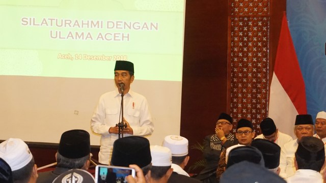 Presiden Joko Widodo bertemu 105 Ulama dan Pengurus Pondok Pesantren di Aceh. (Foto: Yudhistira Amran Saleh/kumparan)