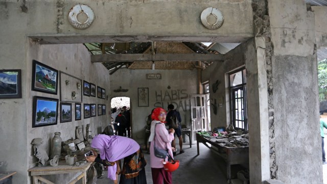 Bekas ruang tamu di Museum Mini Sisa Hartaku (Foto: Aria Sankhyaadi/kumparan)