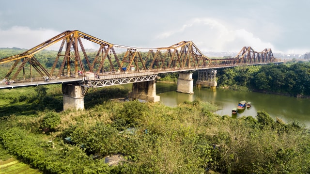 Long Biên Bridge di Hanoi, Vietnam (Foto: Flickr/Macro Pham)