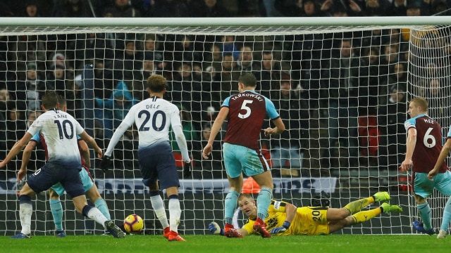 Tottenham Hotspur melawan Burnley di Premier League. (Foto:  REUTERS/Peter Nicholls)