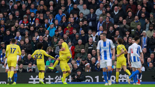 Para pemain Chelsea meryakan gol Pedro ke gawang Brighton. (Foto: Reuters/Andrew Couldridge)