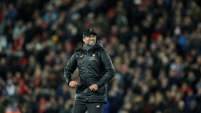 Ekspresi kegembiraan Juergen Klopp usai Liverpool mengalahkan Manchester United. (Foto: REUTERS/Phil Noble)