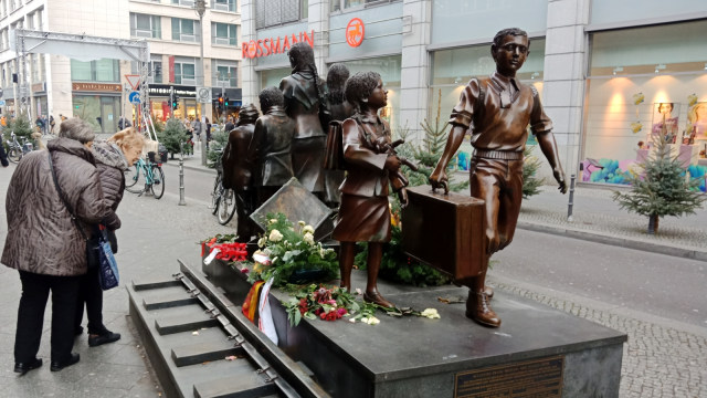 Kindertransport Memorial di Berlin, Jerman. (Foto: Daniel Chrisendo)