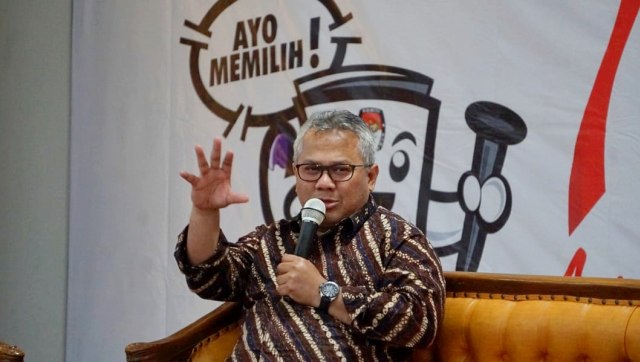 Ketua KPU Arief Budiman di acara diskusi kesiapan KPU menyelenggarakan pemilu serentak tahun 2019 di KPU, Jakarta, Selasa (18/12/2018). (Foto: Irfan Adi Saputra/kumparan)