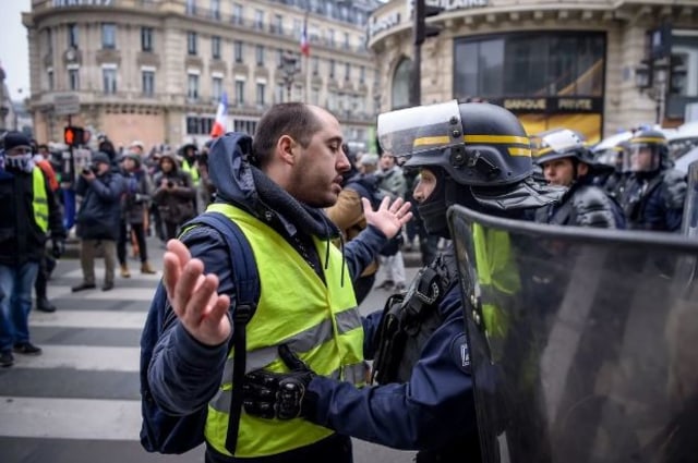 Brexit, Trump dan Demonstrasi Yellow Vest di Perancis: Kelas menengah yang Memberontak