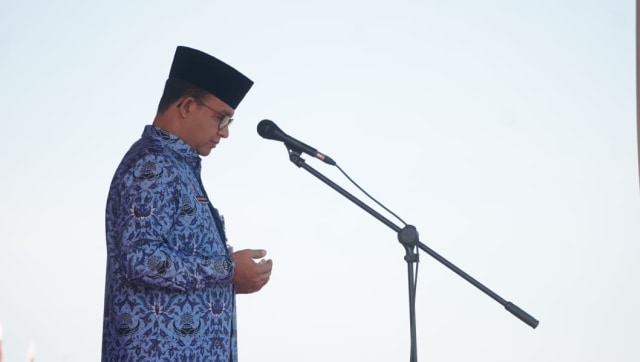 Gubernur DKI Jakarta Anies Baswedan di upacara peringatan Hari Bela Negara ke-70 tahun 2018 di Lapangan Silang Monas Selatan, Jakarta Pusat, Rabu (19/12/2018). (Foto: Irfan Adi Saputra/kumparan)