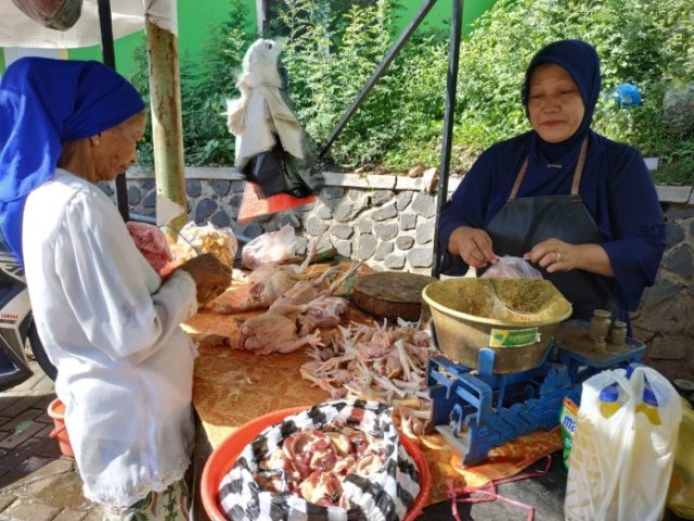 Harga Daging Ayam dan Telur Naik di Pasuruan Jelang Nataru