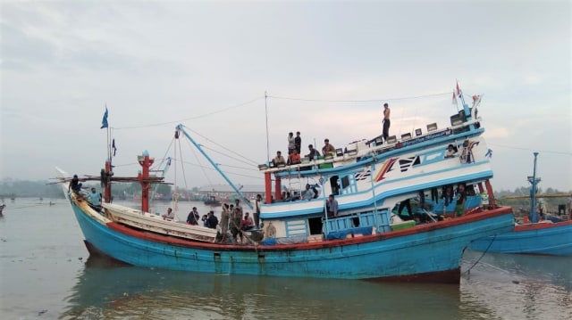 Nelayan Aceh Evakuasi 12 Pelaut Myanmar yang Tenggelam di ...