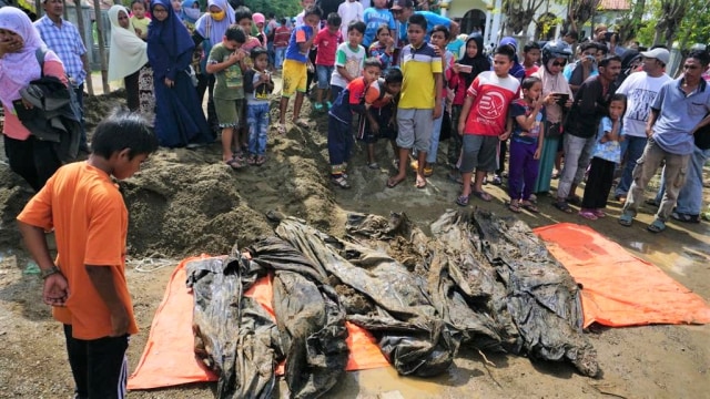 Warga Aceh Besar temukan kuburan massal di areal lokasi pembangunan rumah. (Foto: Zuhri Noviandi/kumparan)