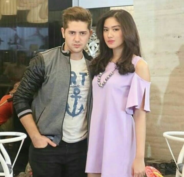 Masih Single Ini 7 Pria Yang Pernah Mengisi Hati Ochi Rosdiana Kumparan Com