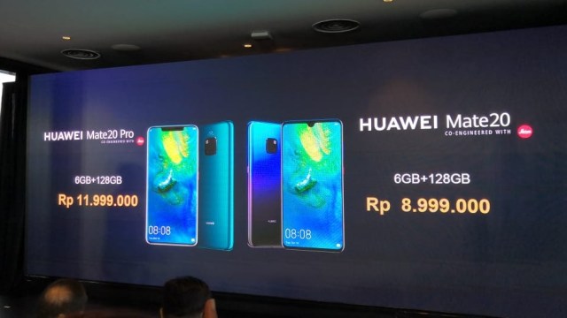 Harga Huawei Mate 20 Pro dan Mate 20. (Foto: Muhammad Fikrie/kumparan)