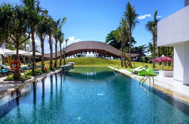 Boutique Hotel Eklektik dengan Pemandangan Pantai di Benoa (8)