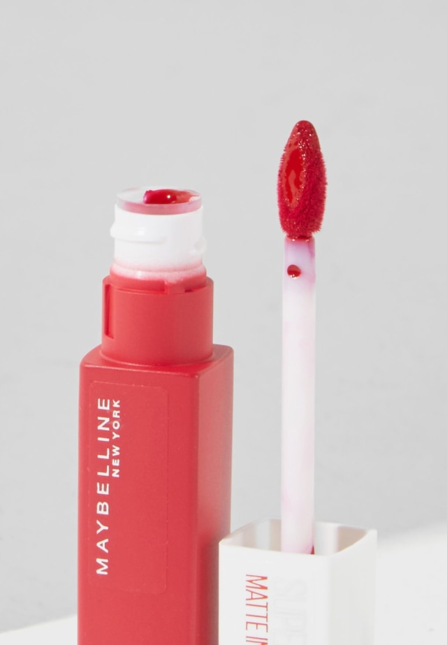 Lipstik maybelline yang cocok untuk kulit sawo matang