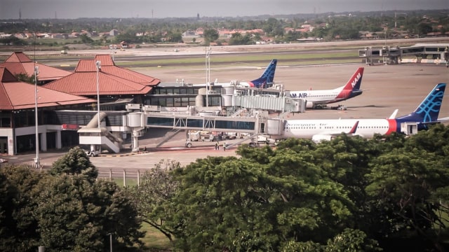 Suasana Bandara Soekarno-Hatta dari kantor Angkasa Pura 2. Foto: Jamal Ramadhan/kumparan