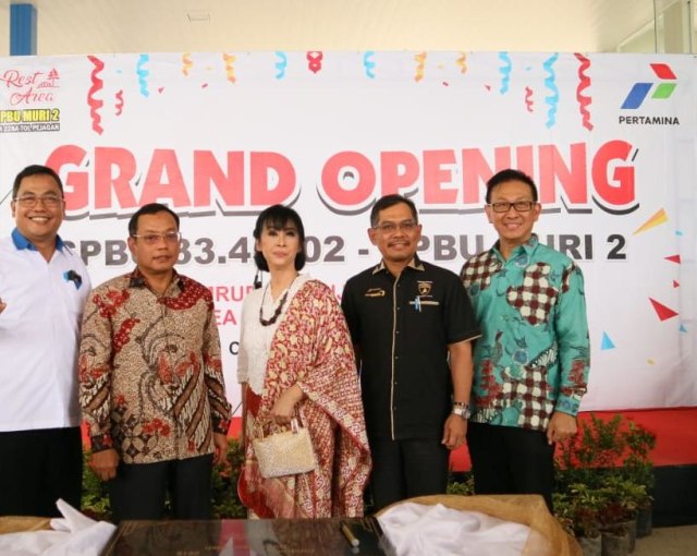 com-Grand opening SPBU 3.45102 di km 228A tol Kanci-Pejagan (Foto: Pertamina)