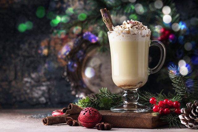 Minuman khas Natal (Foto: Shutterstock)