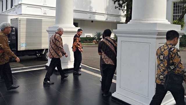 Menteri ESDM Ignasius Jonan dan Direktur Utama Freeport McMoRan Richard Adkerson sambangi Istana Kepresidenan Jakarta. (Foto: Jihad Akbar/kumparan)