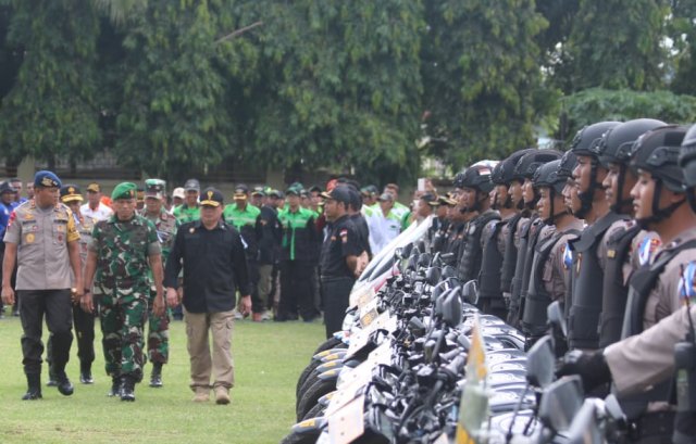 Polisi Bersenjata Jaga Natal di Papua