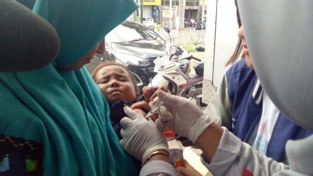 Imunisasi Difteri di Banyuwangi (Foto: Salmah Muslimah/kumparan)