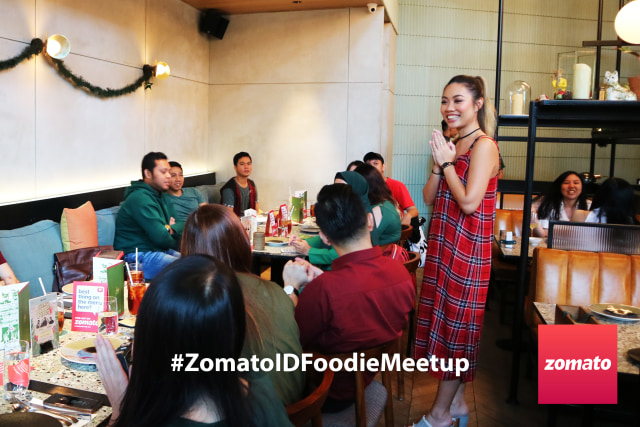 Holly Jolly Foxy Christmas #ZomatoIDFoodieMeetup (3)