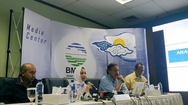 Konfrensi pers BMKG terkait tsunami di Selat Sunda. (Foto: Maulana Ramadhan/kumparan)