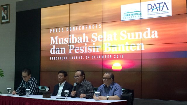 Konferensi pers Jababeka Group, PATA Indonesia dan Tidar Heritage Foundation (THF) terkait Tanjung Lesung di Menara Batavia, Senin (24/12). (Foto: Nurul Nur Azizah/kumparan)