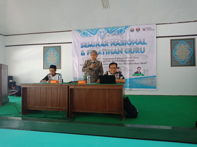 Catatan Seminar Nasional dan Pelatihan Guru di Gedung Dakwah Islamiyah Tasikmalaya