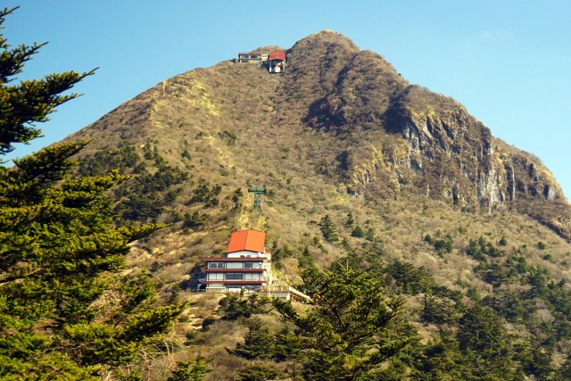 Gunung Unzen (Foto: 663highland via Wikimedia Commons)