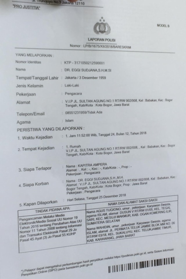 Surat laporan Eggi Sudjana terhadap Kapitra Ampera. (Foto: Lutfan Darmawan/kumparan)