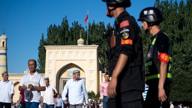 Warga Uighur di Xinjiang, China (Foto: AFP/Johanes Eisele)