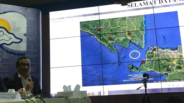 Ilustrasi gempa di Selat Sunda. Foto: Fachrul Irwinsyah/kumparan