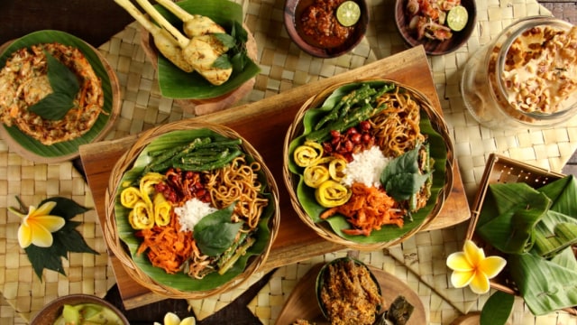 Ilustrasi masakan khas Bali (Foto: Shutterstock)