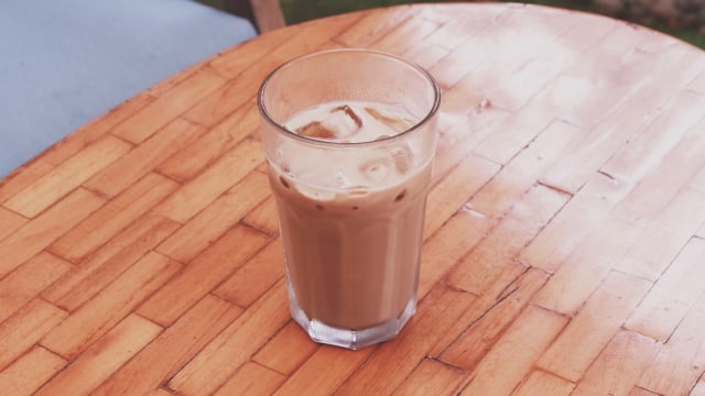 5 Coffee Shop di Jakarta Selatan yang Asyik Buat Nongkrong (8)