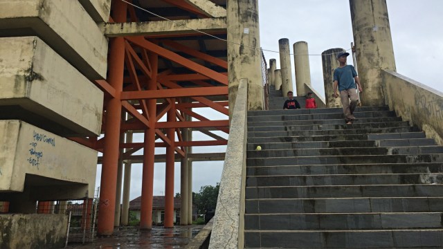 Kondisi shelter tsunami di Labuan, Pandeglang, Banten, Kamis (27/12). (Foto: Fachrul Irwinsyah/kumparan)